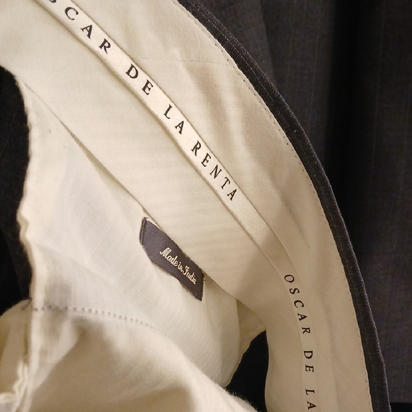 Oscar de la Renta Charcoal Pinstripe Suit Jacket And Pants - Picture 12 of 14